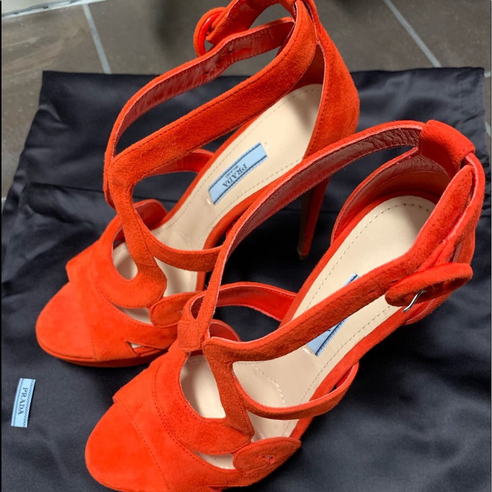 Prada heels - Picture 3 of 5